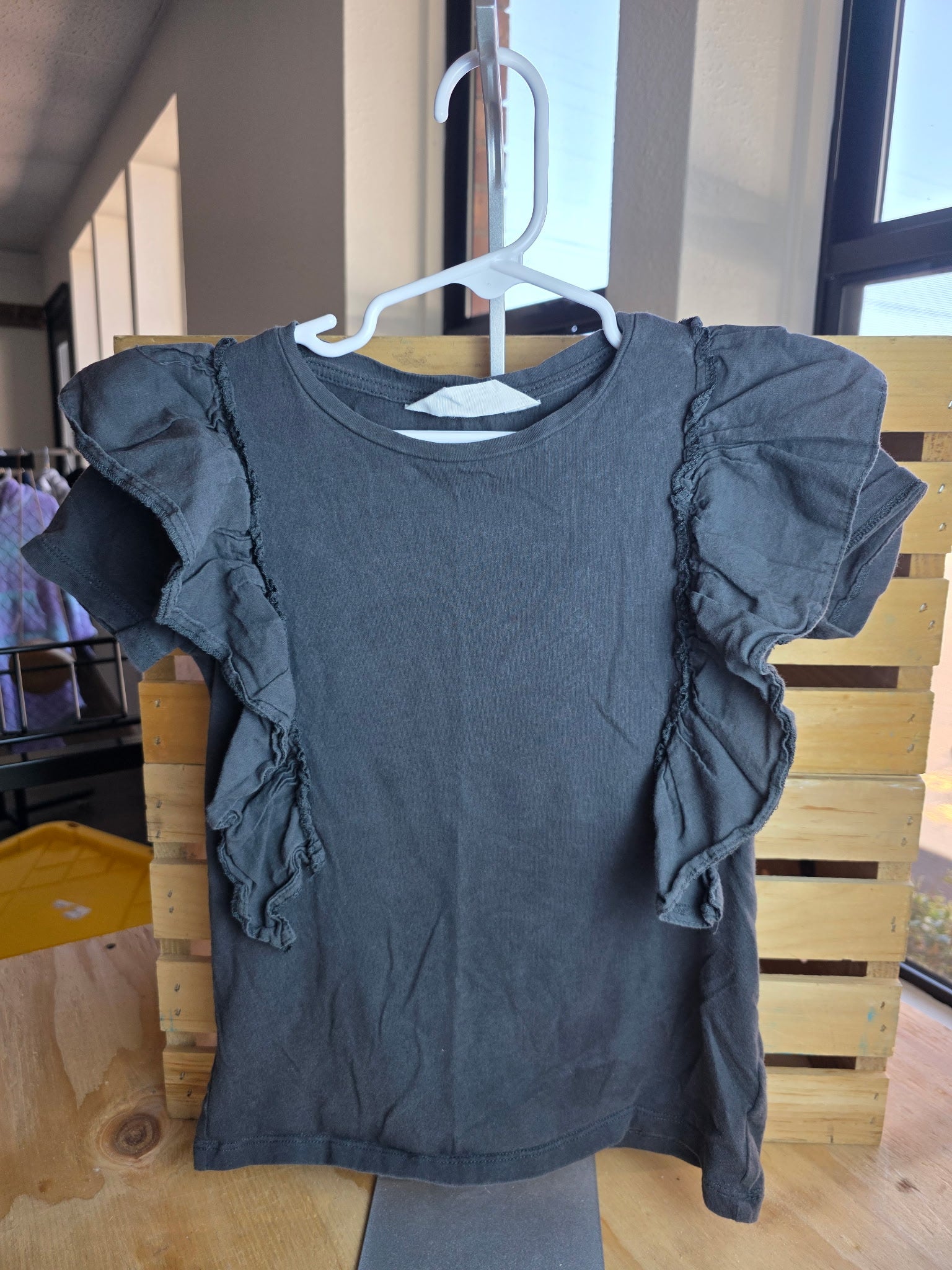 H&M Short Sleeve 6/7