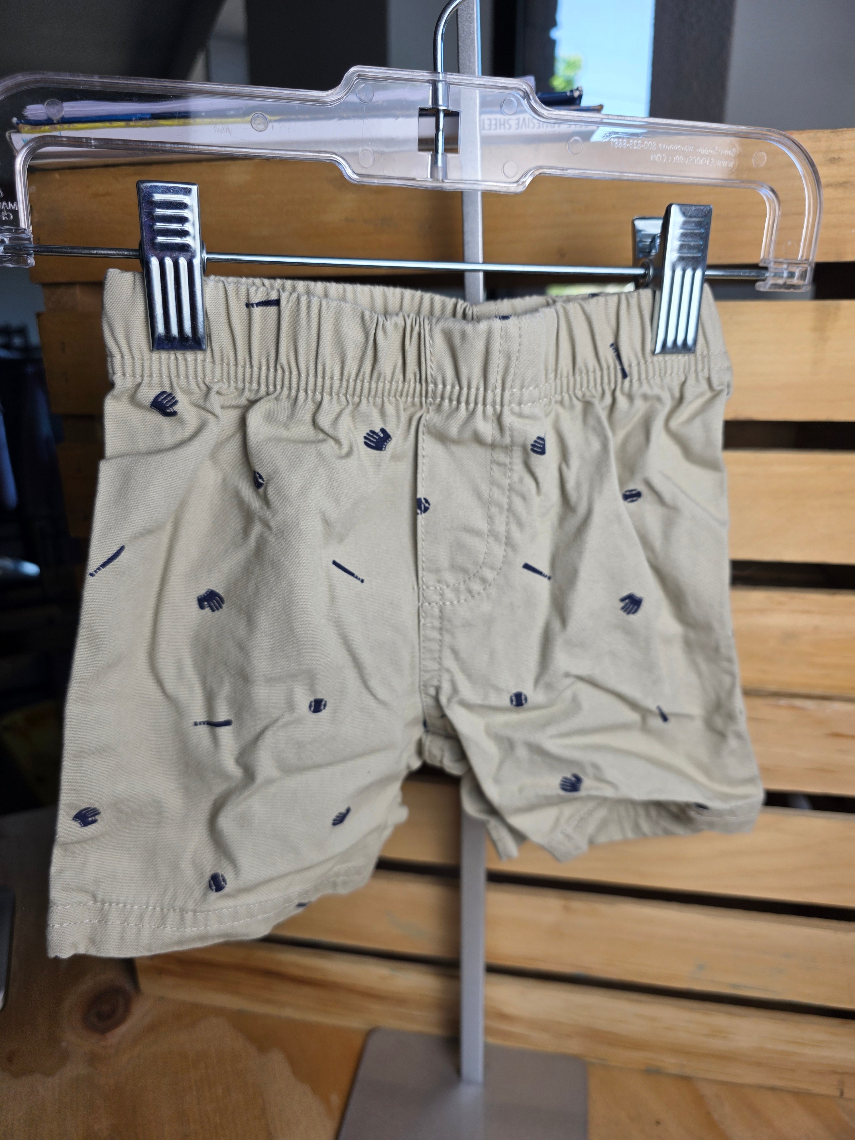 Carter’s Shorts 18M