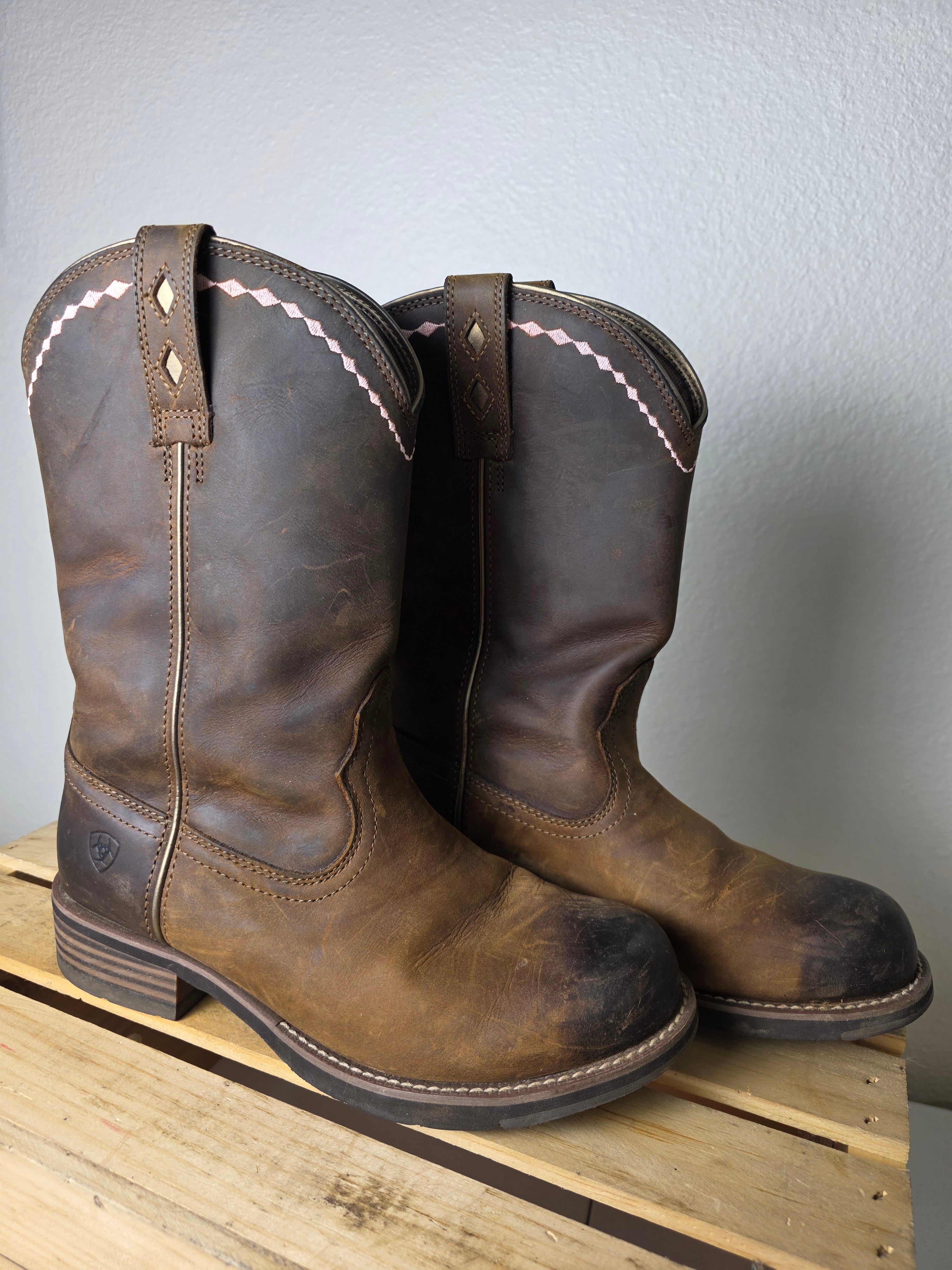Ariat Boots 9B