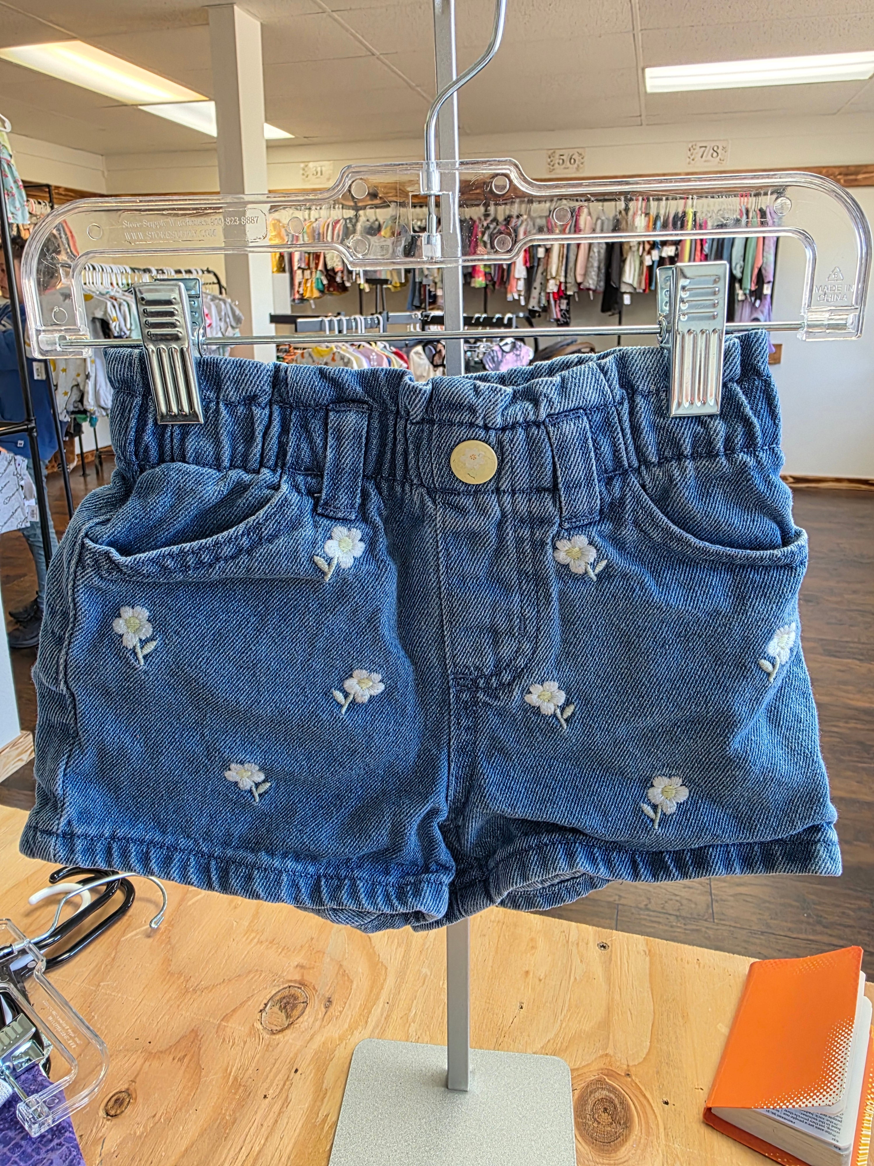 Easy Peasy Shorts 3T