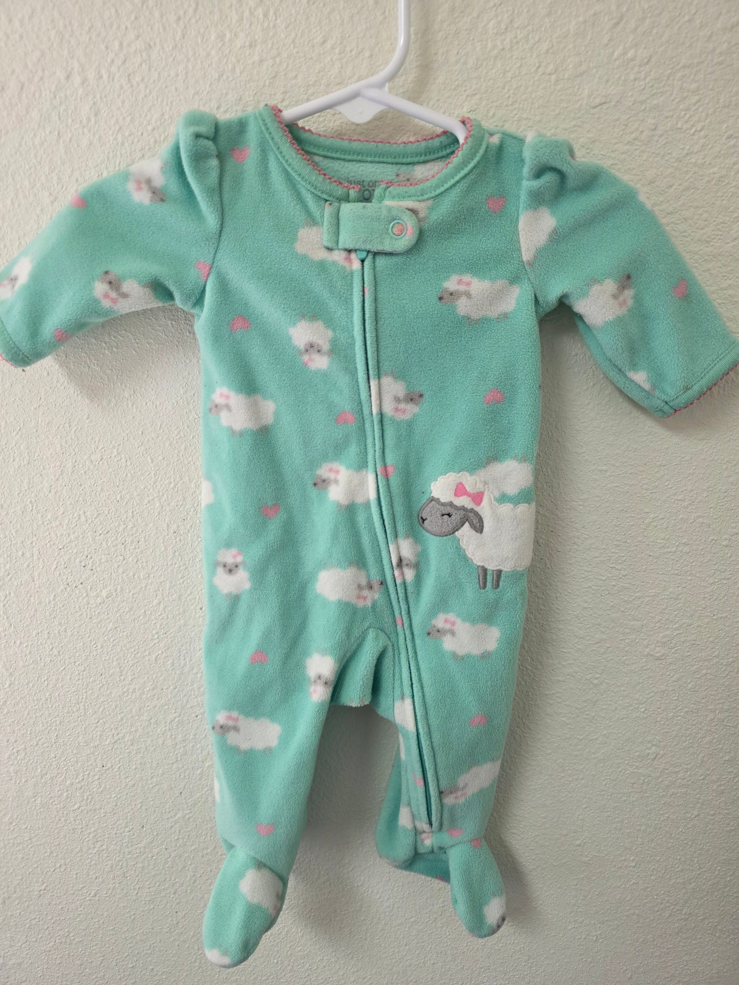 Carter’s Pajamas NB