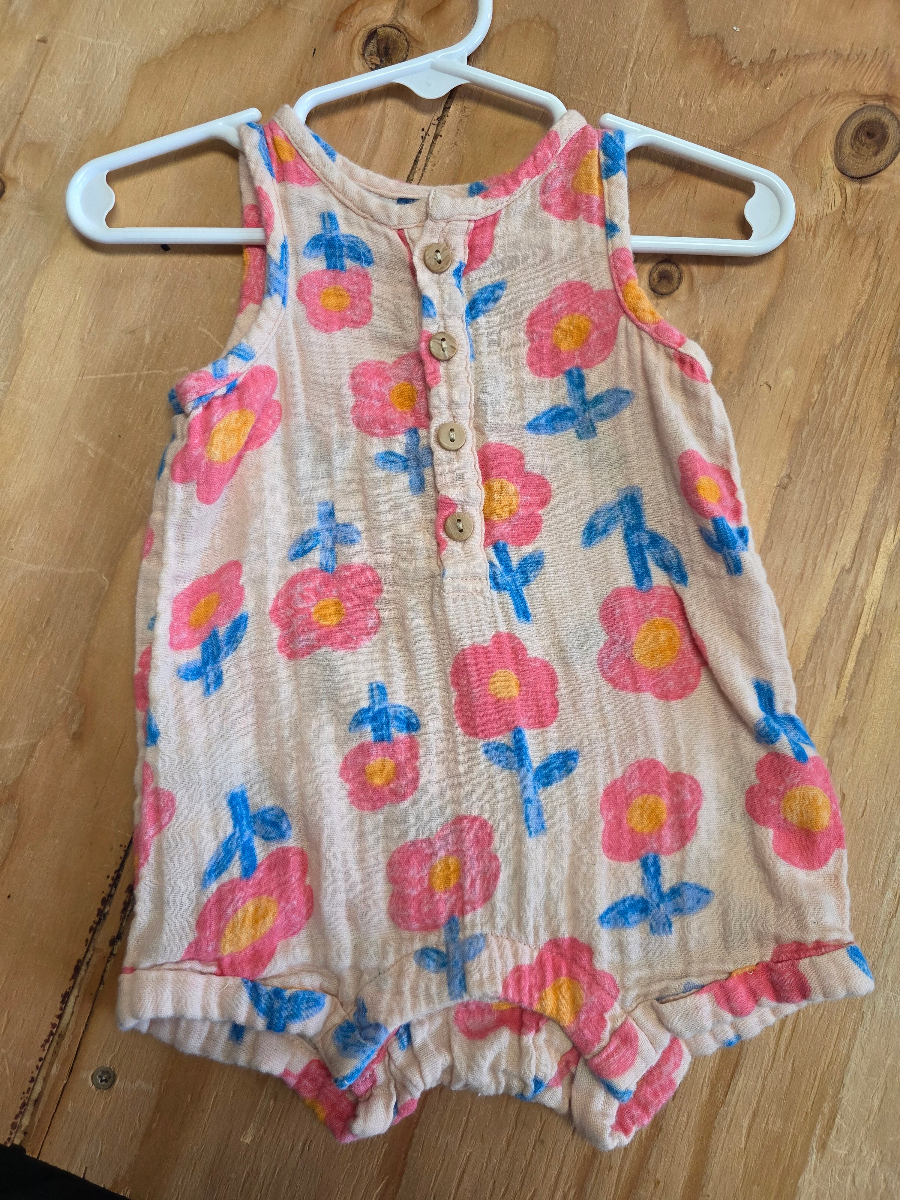 Old Navy Romper 6-12 months