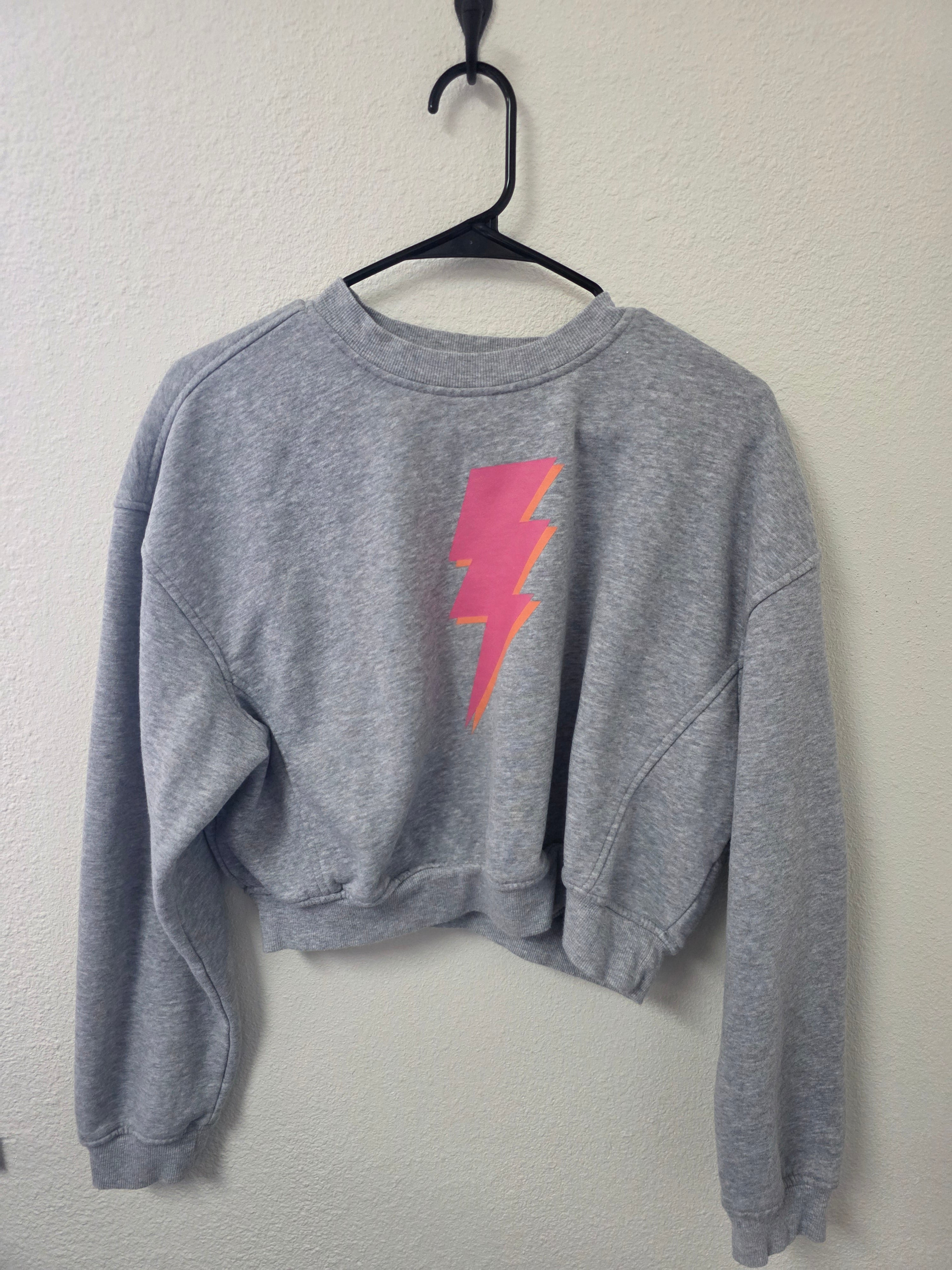 Celebrity Pink Sweater M