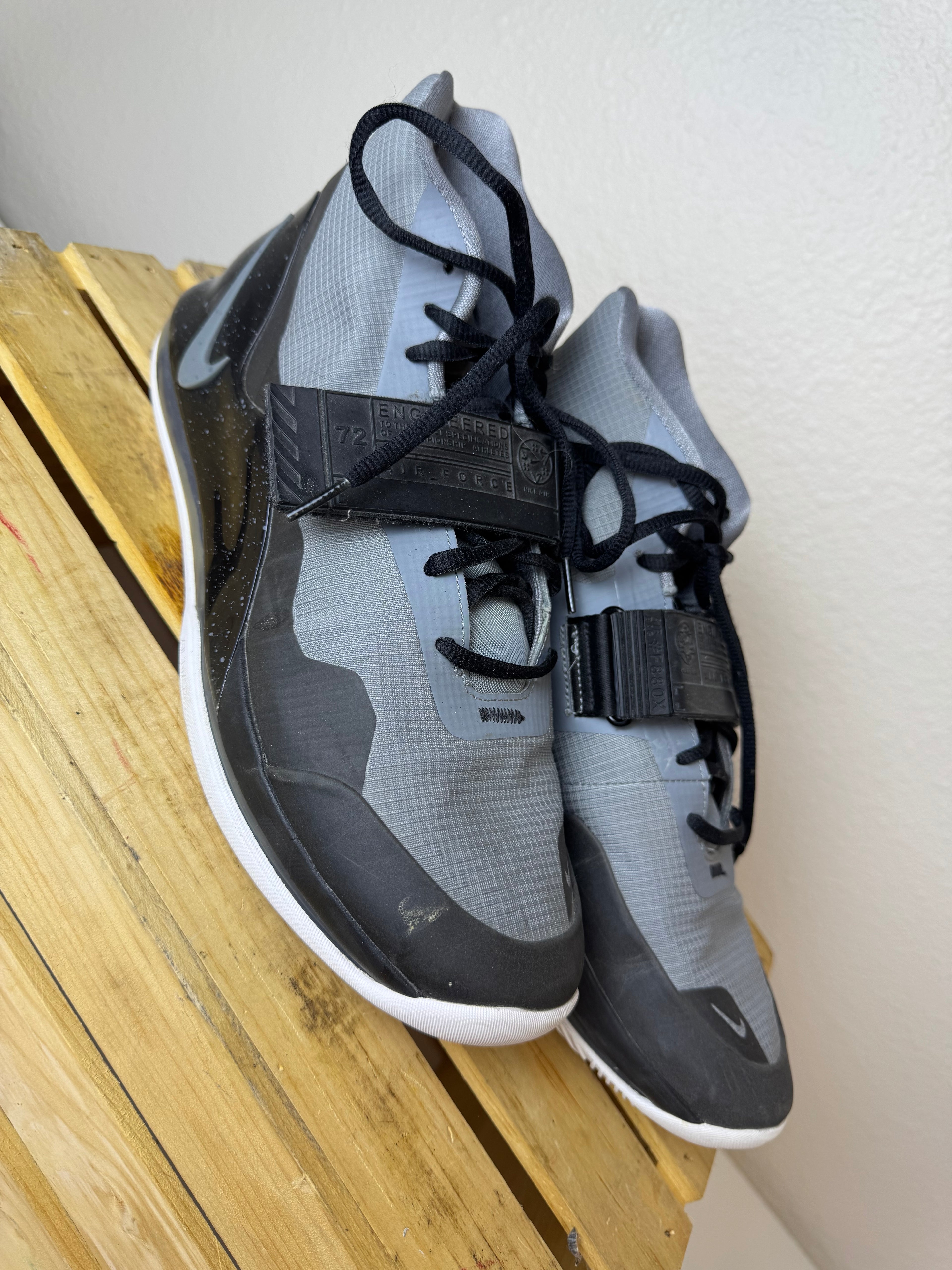 Nike Air Force 11.5
