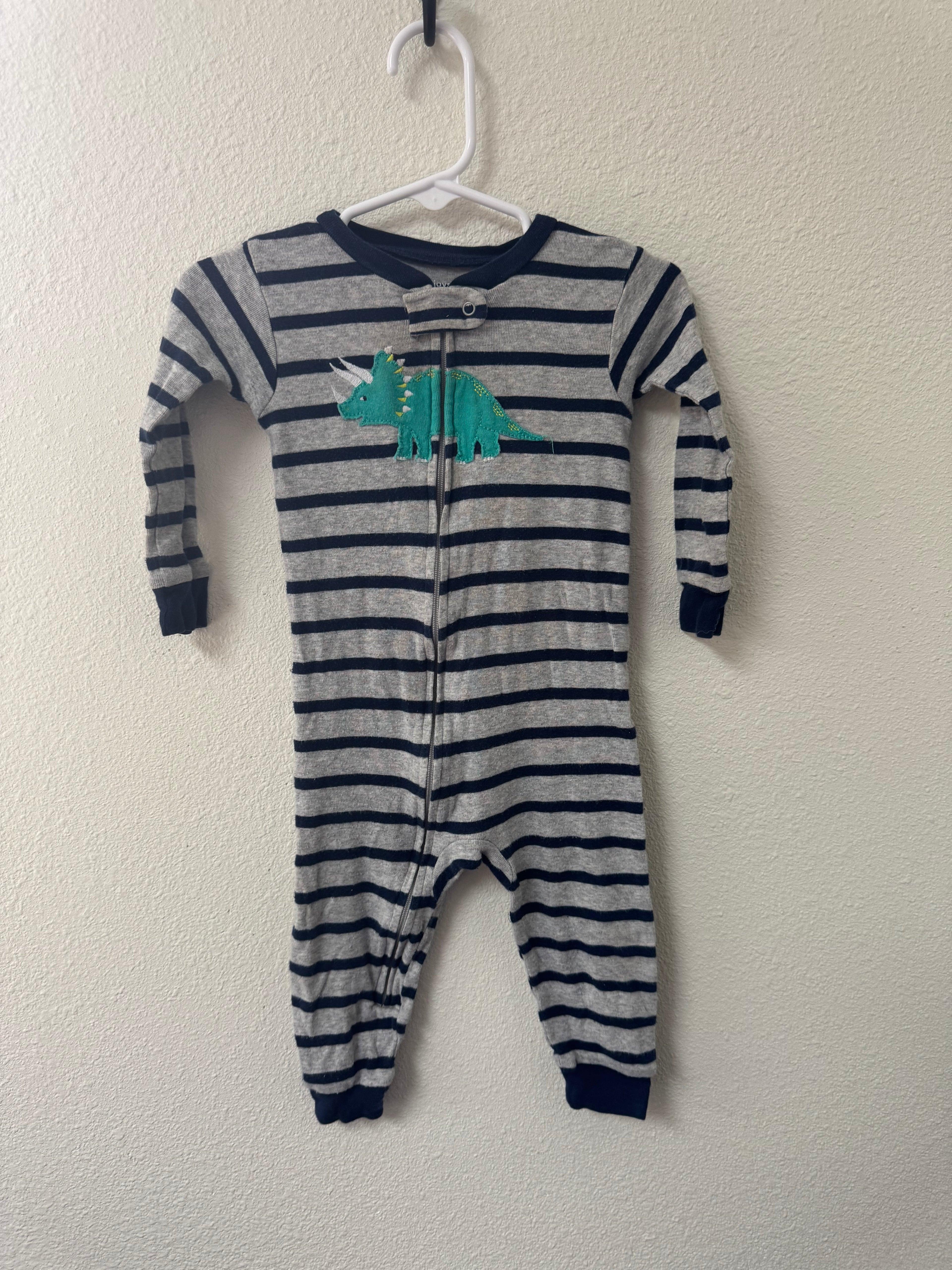 Carter’s Pajamas 12M