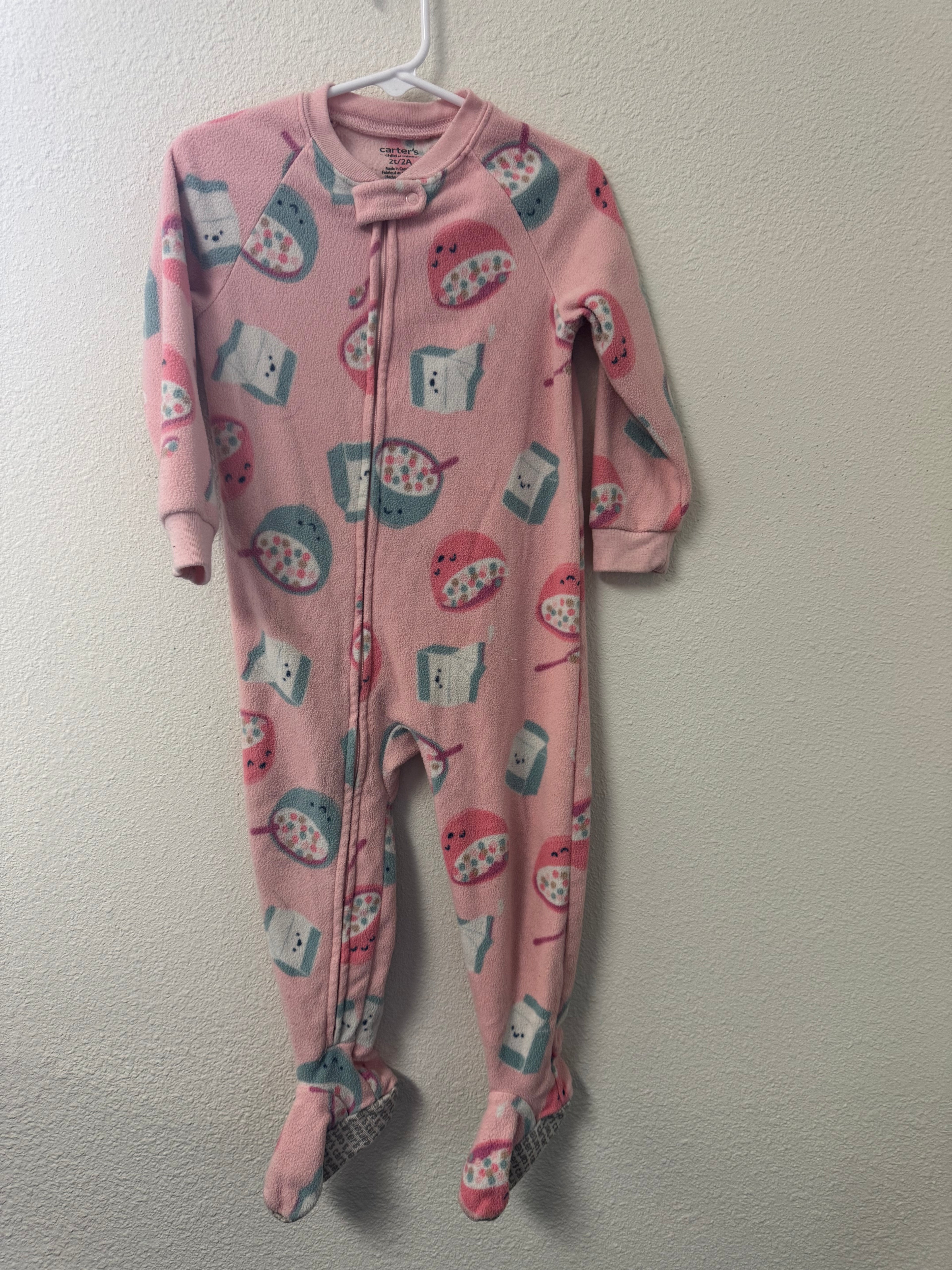 Carter’s Pajamas 2T