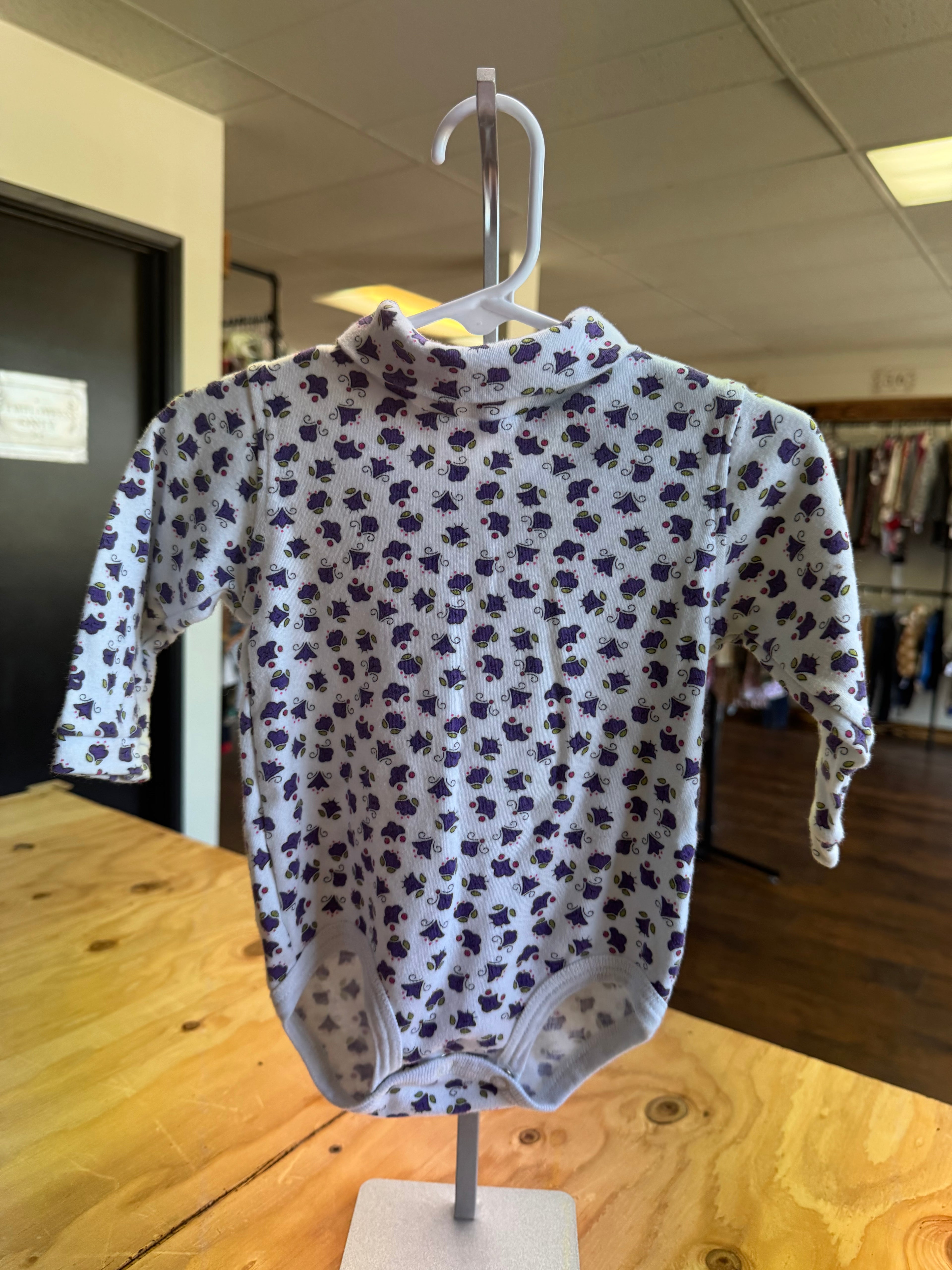 Vintage Carters Bodysuit 9-12 months
