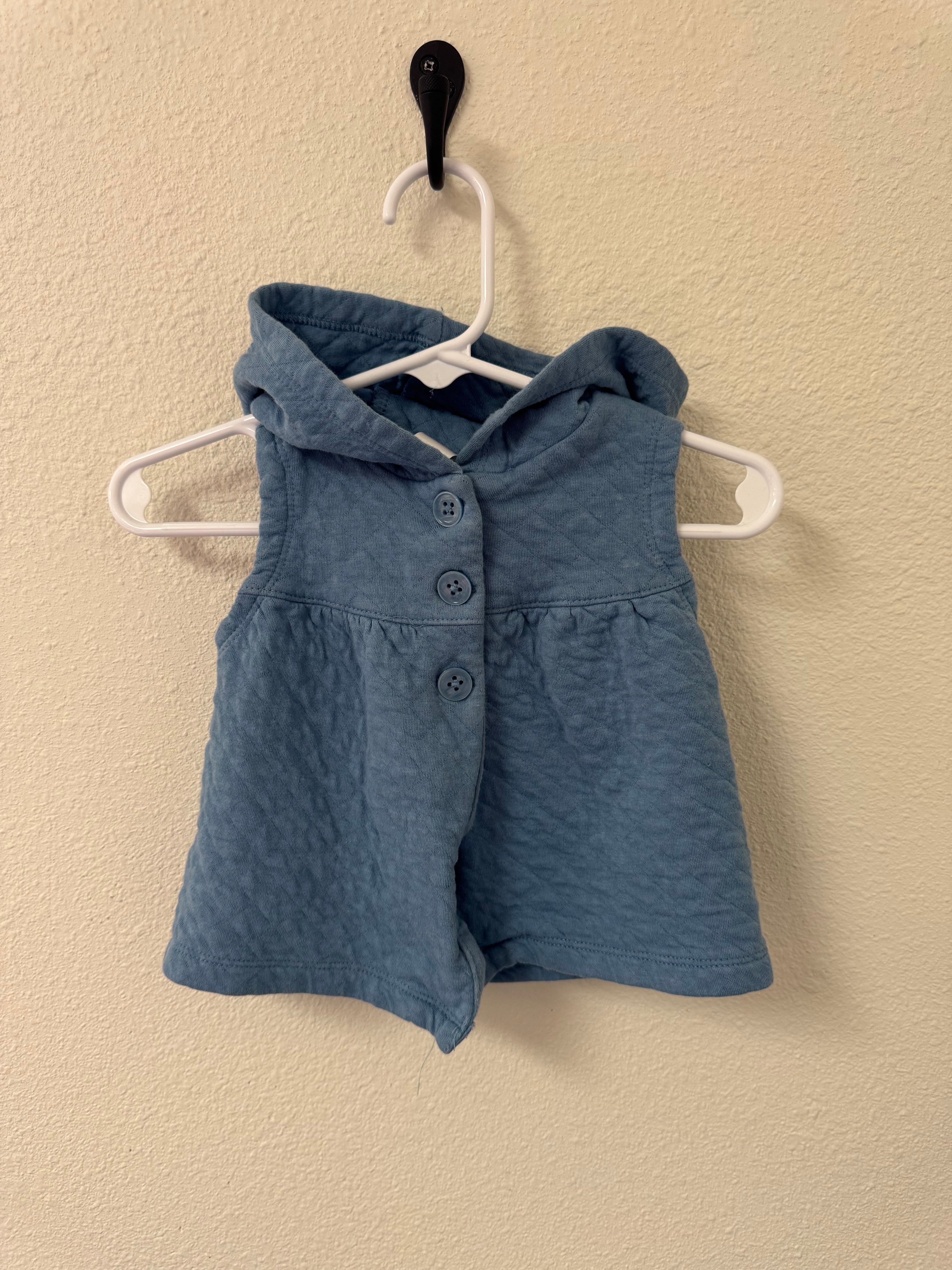 Carter’s Vest 12M