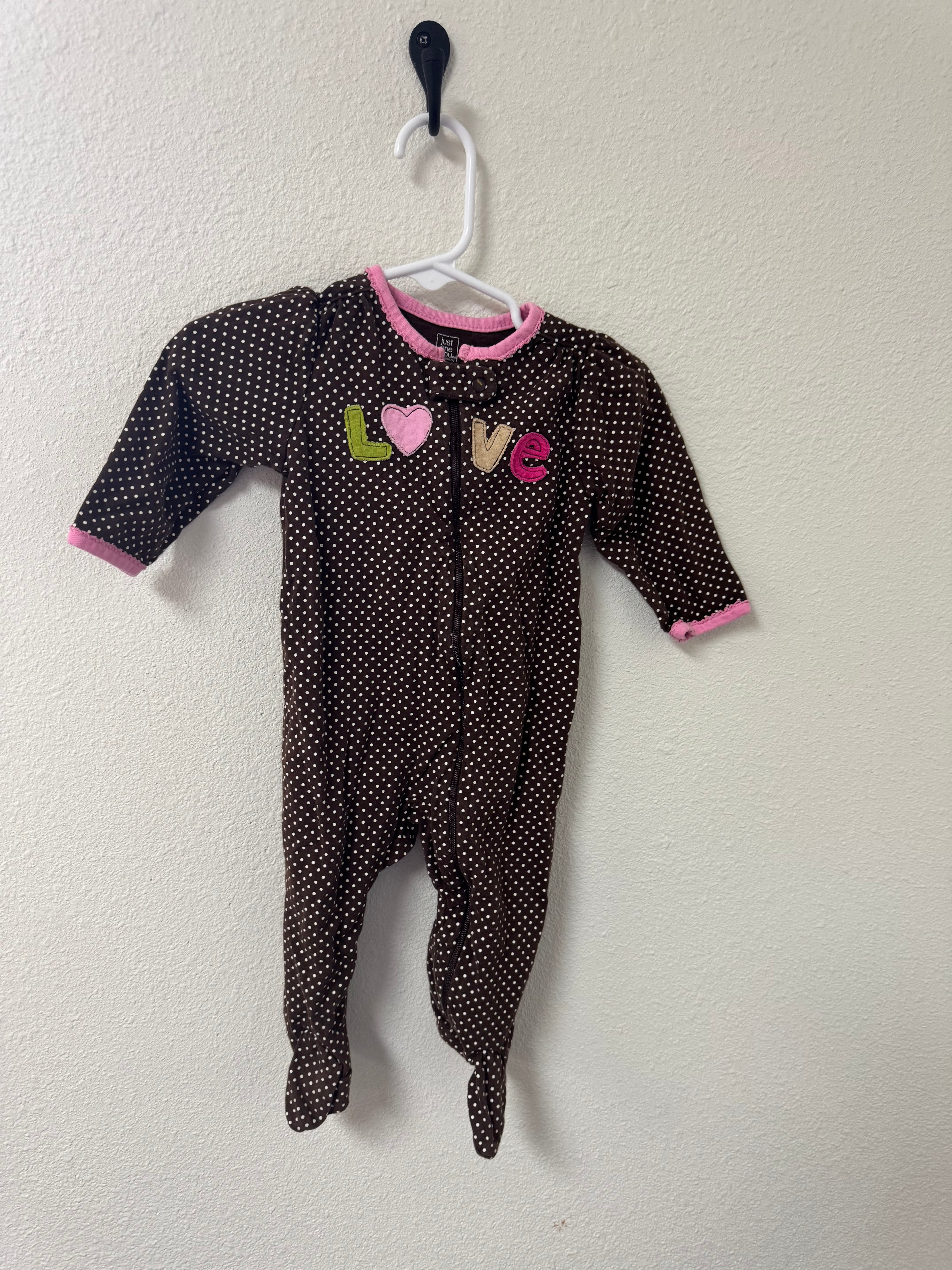 Carter’s Pajamas 6M