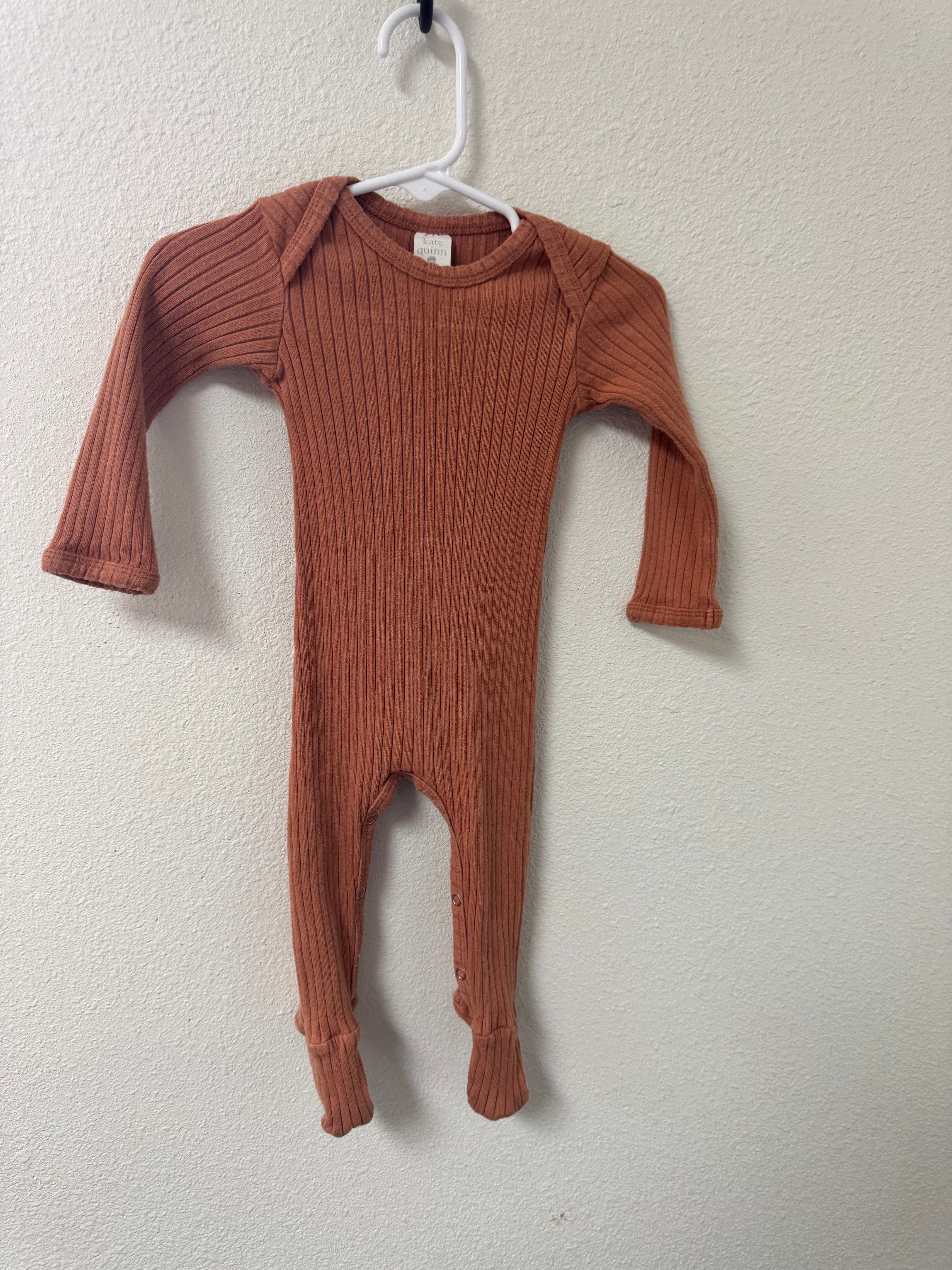 Kate Quinn Pajamas 6-9M