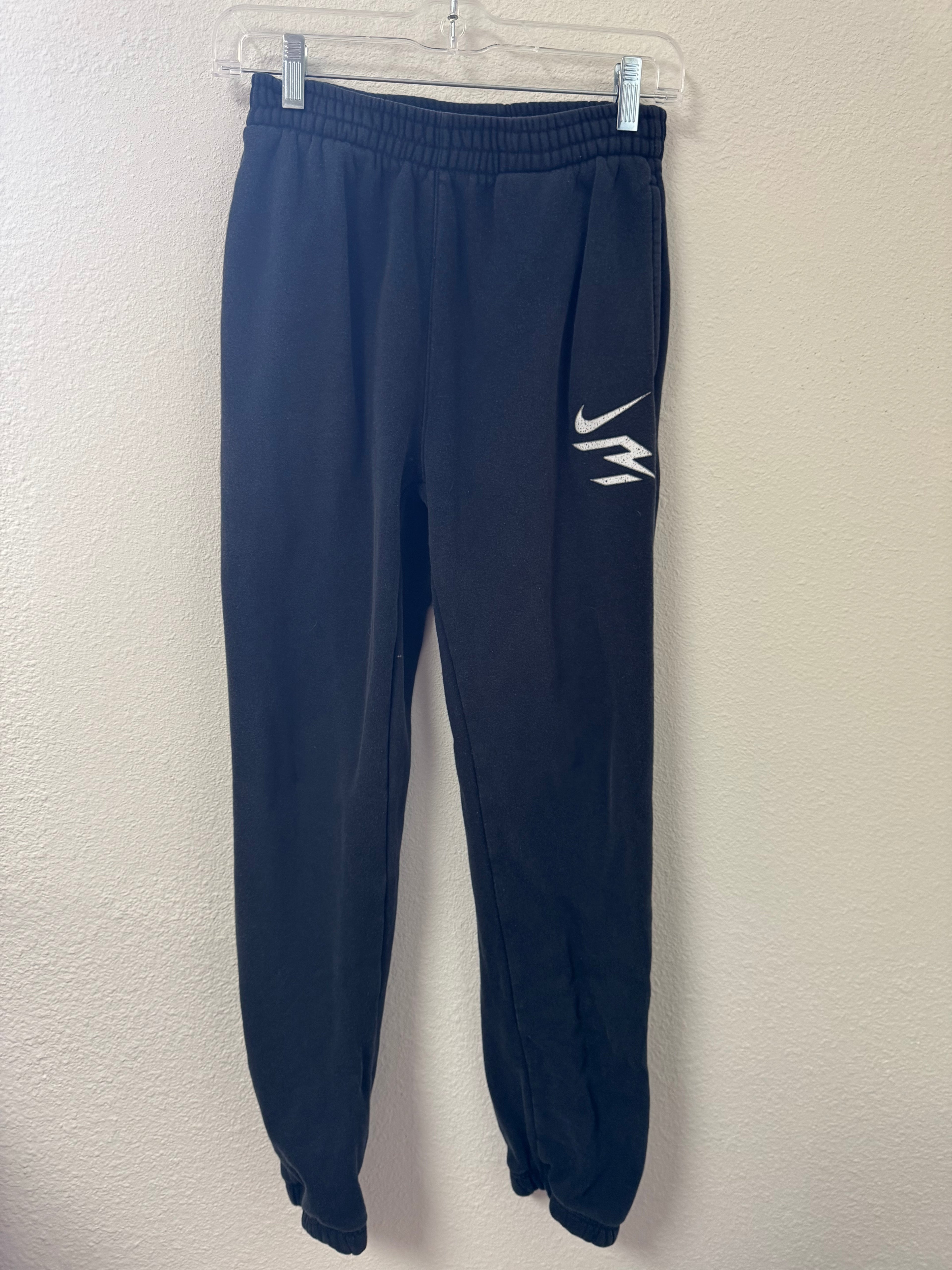 Nike Jogger XL(13/15)