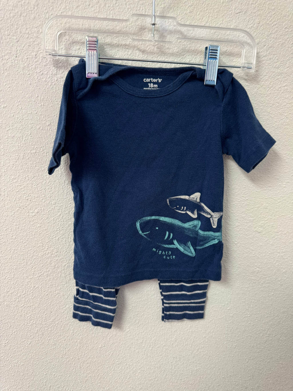 Carters outift 18 months