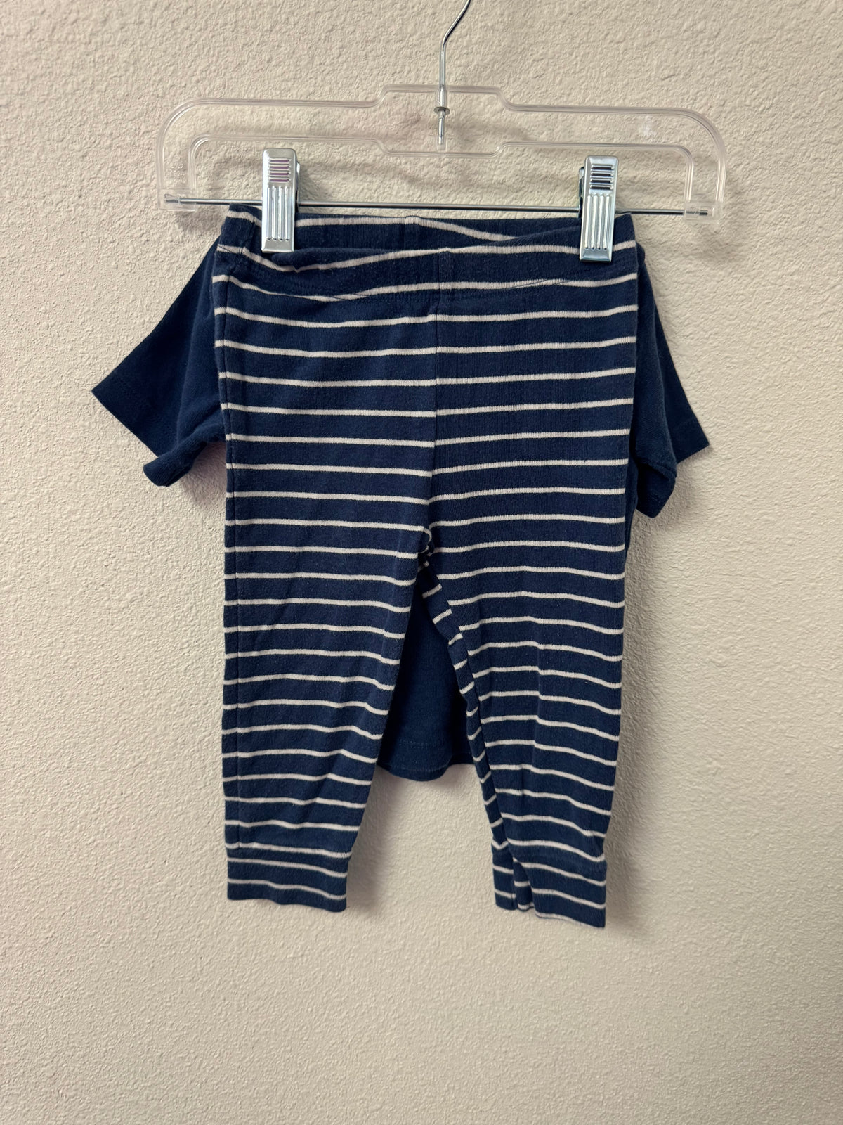 Carters outift 18 months