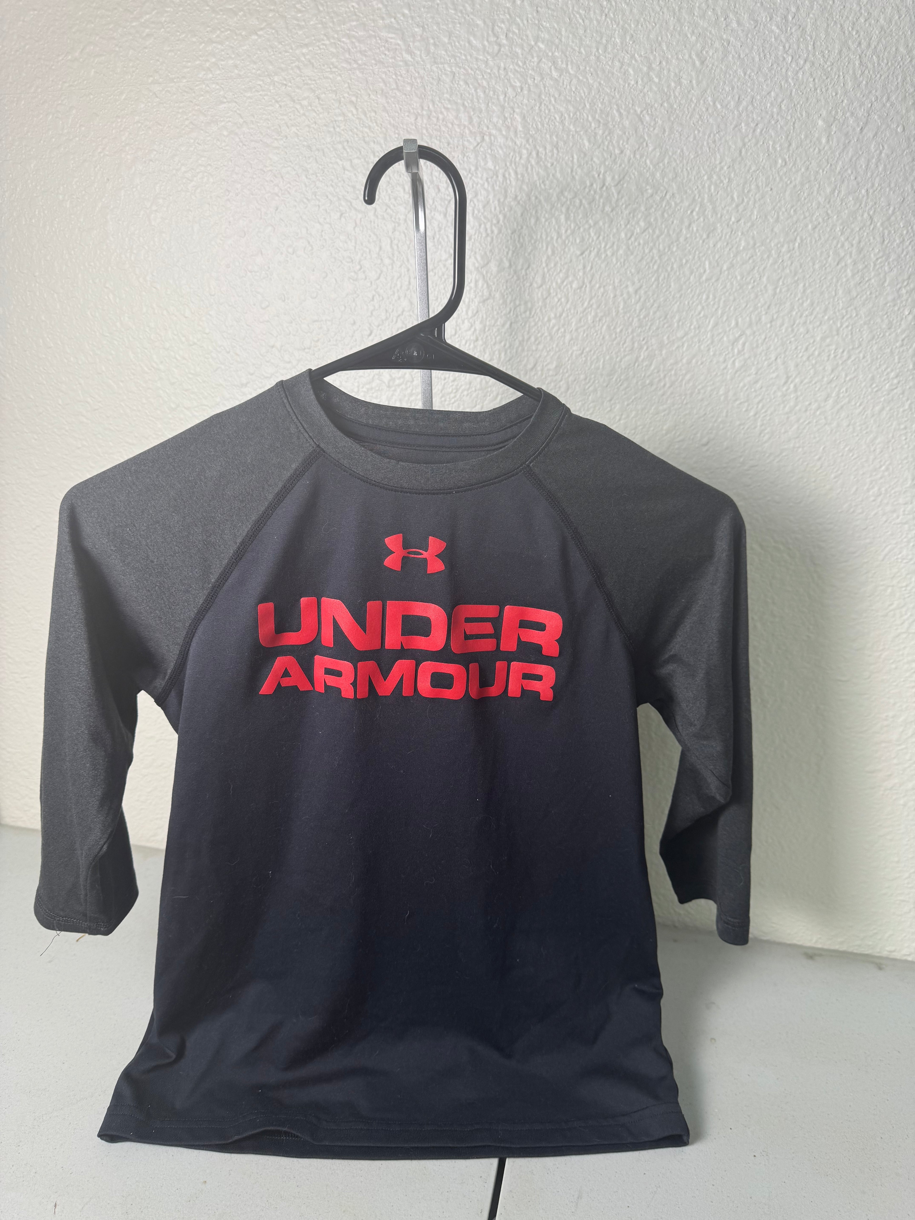 Under Armour 3/4 Sleeve YM (8/10)