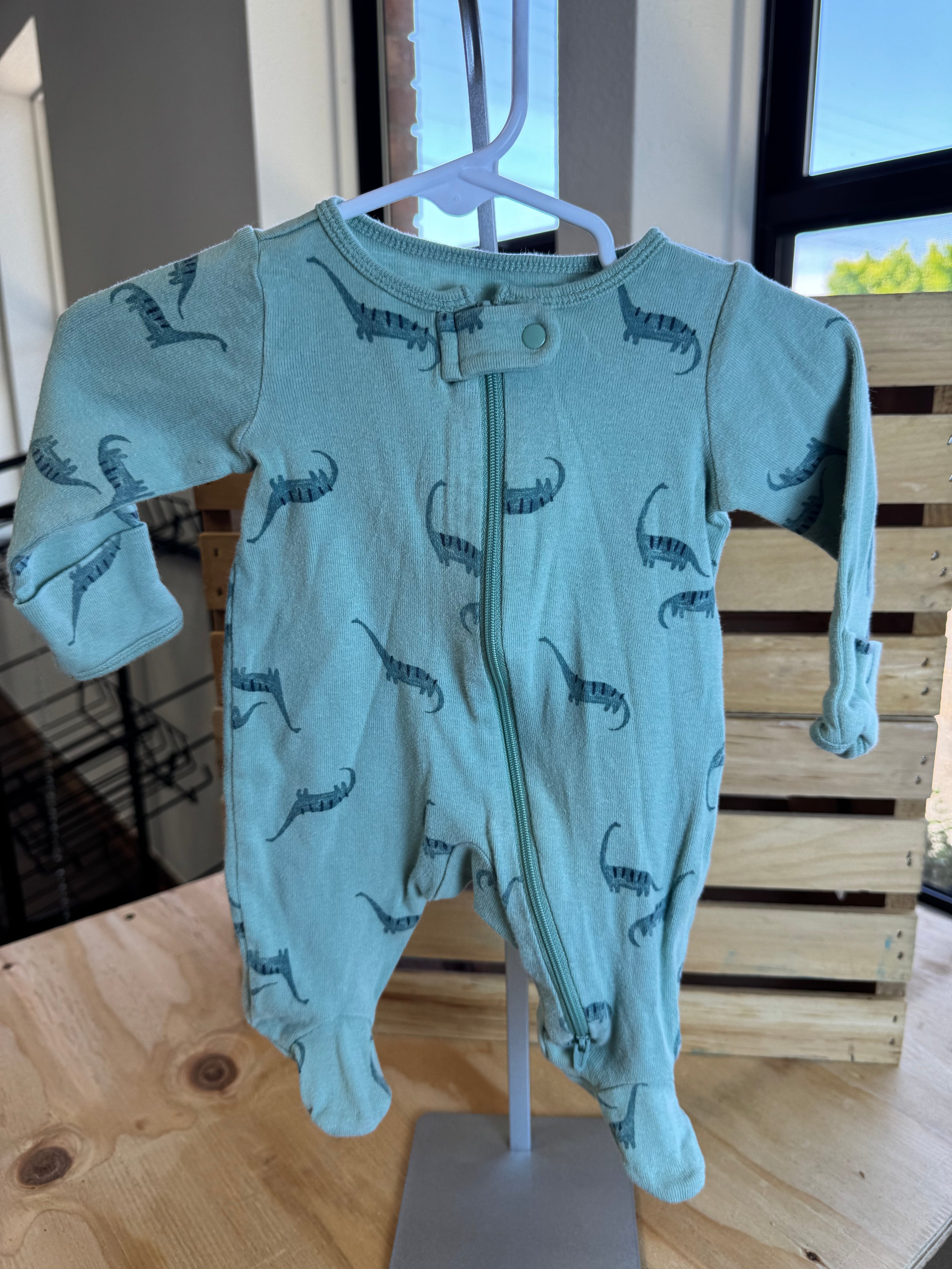 Carter’s Pajamas NB