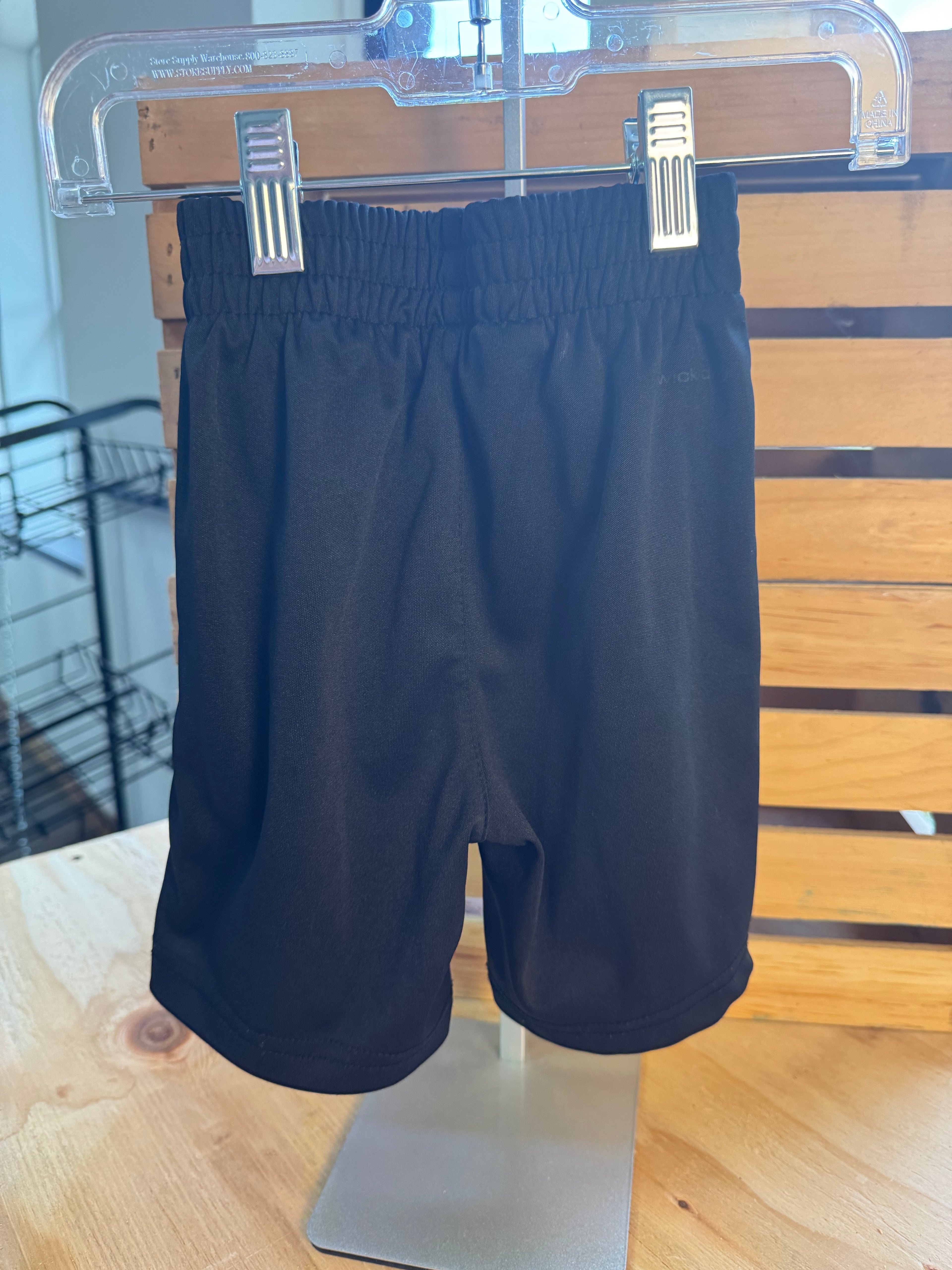 All in Motion Shorts 4T