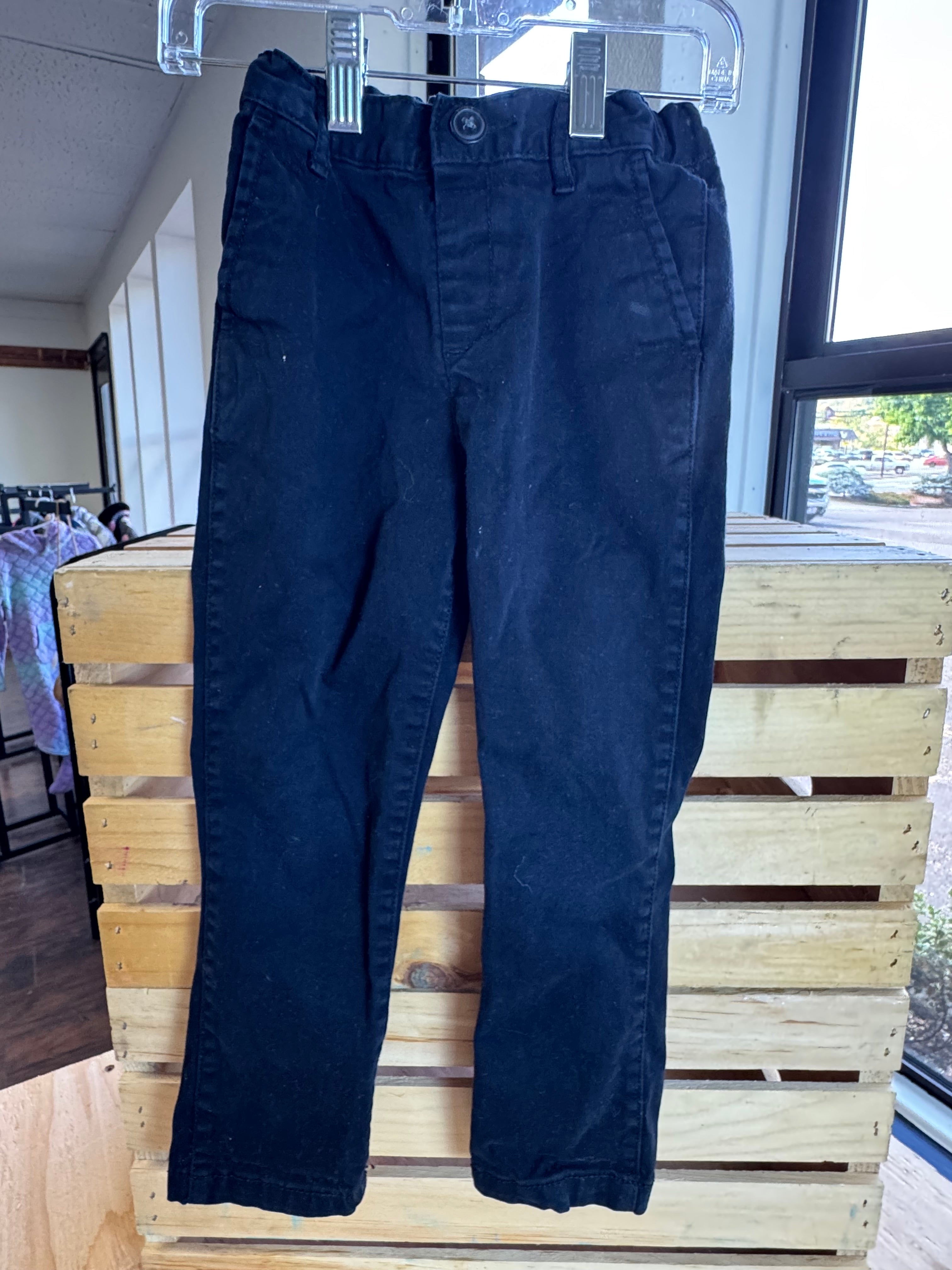 The Children’s Place Pants 4T