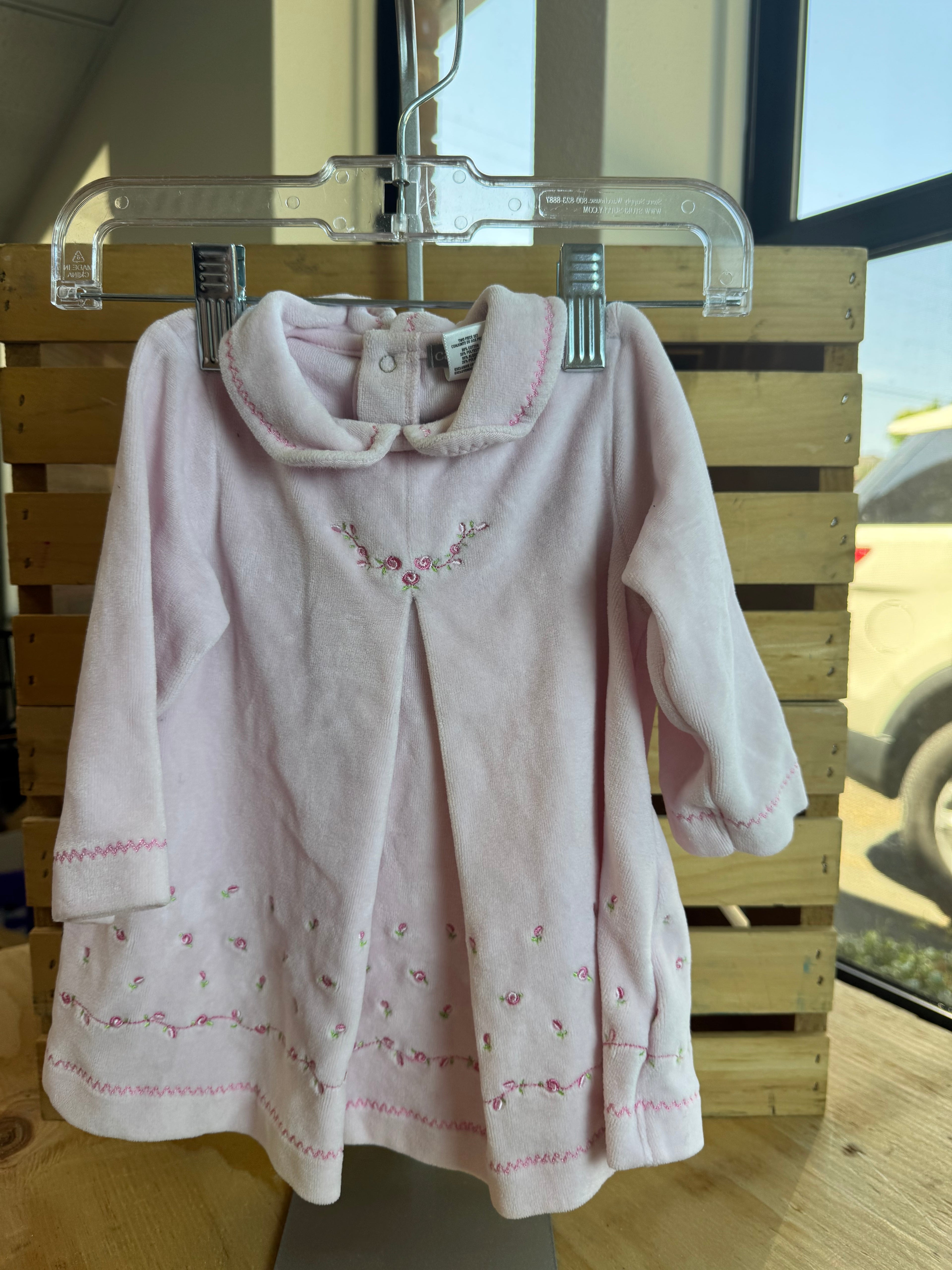 Carter’s Dress 6-9M