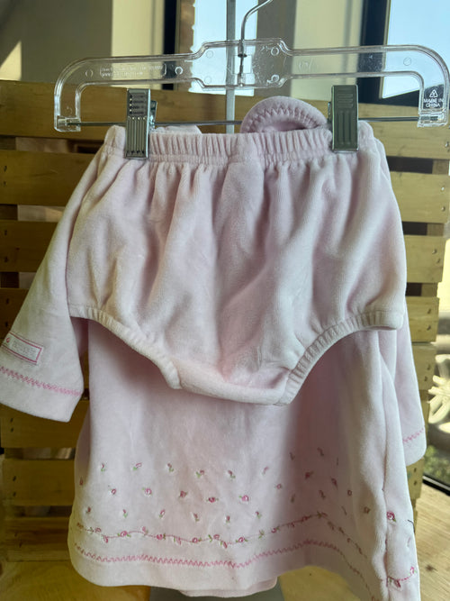 Carter’s Dress 6-9M