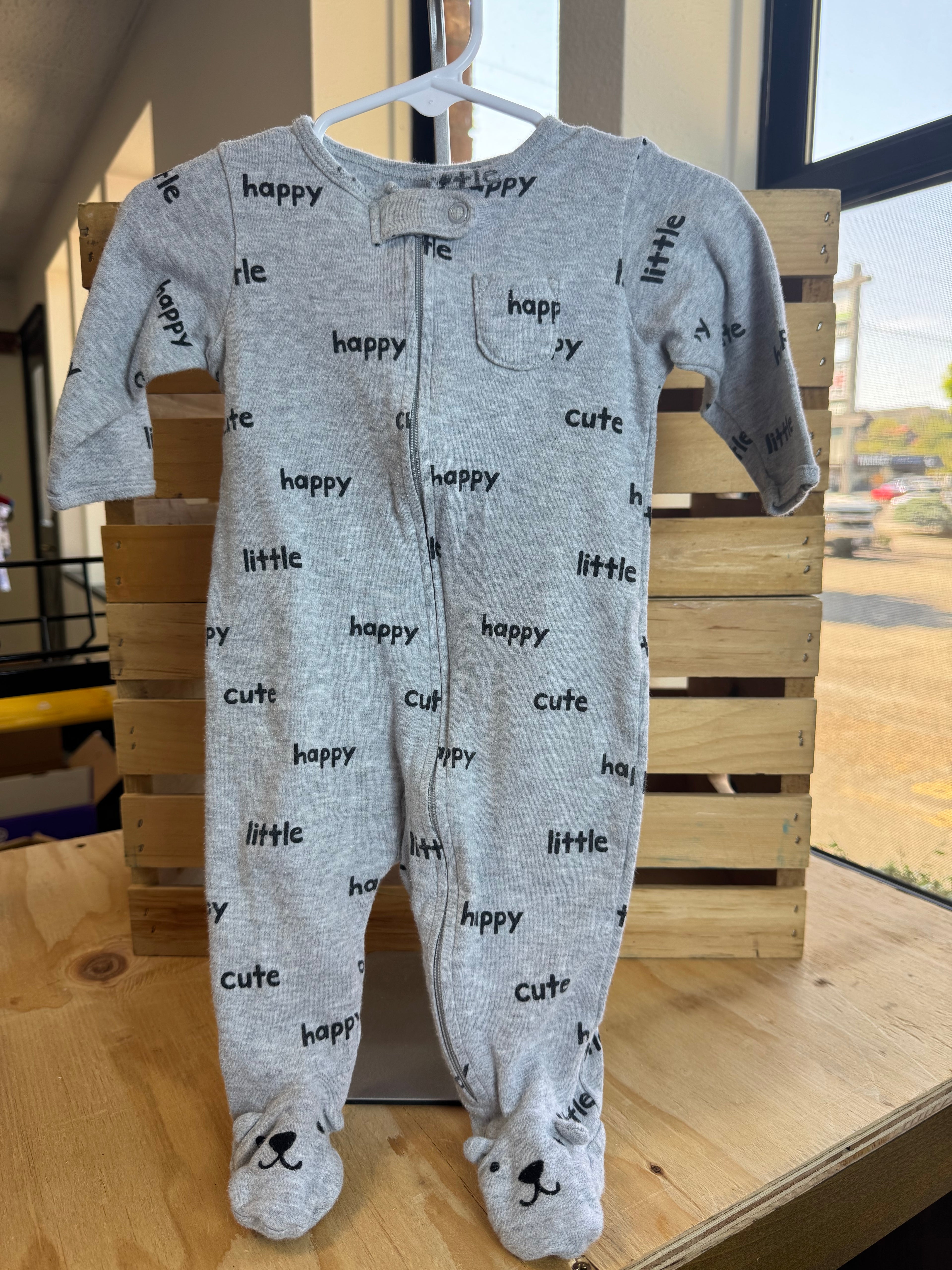 Carter’s Pajamas 6M