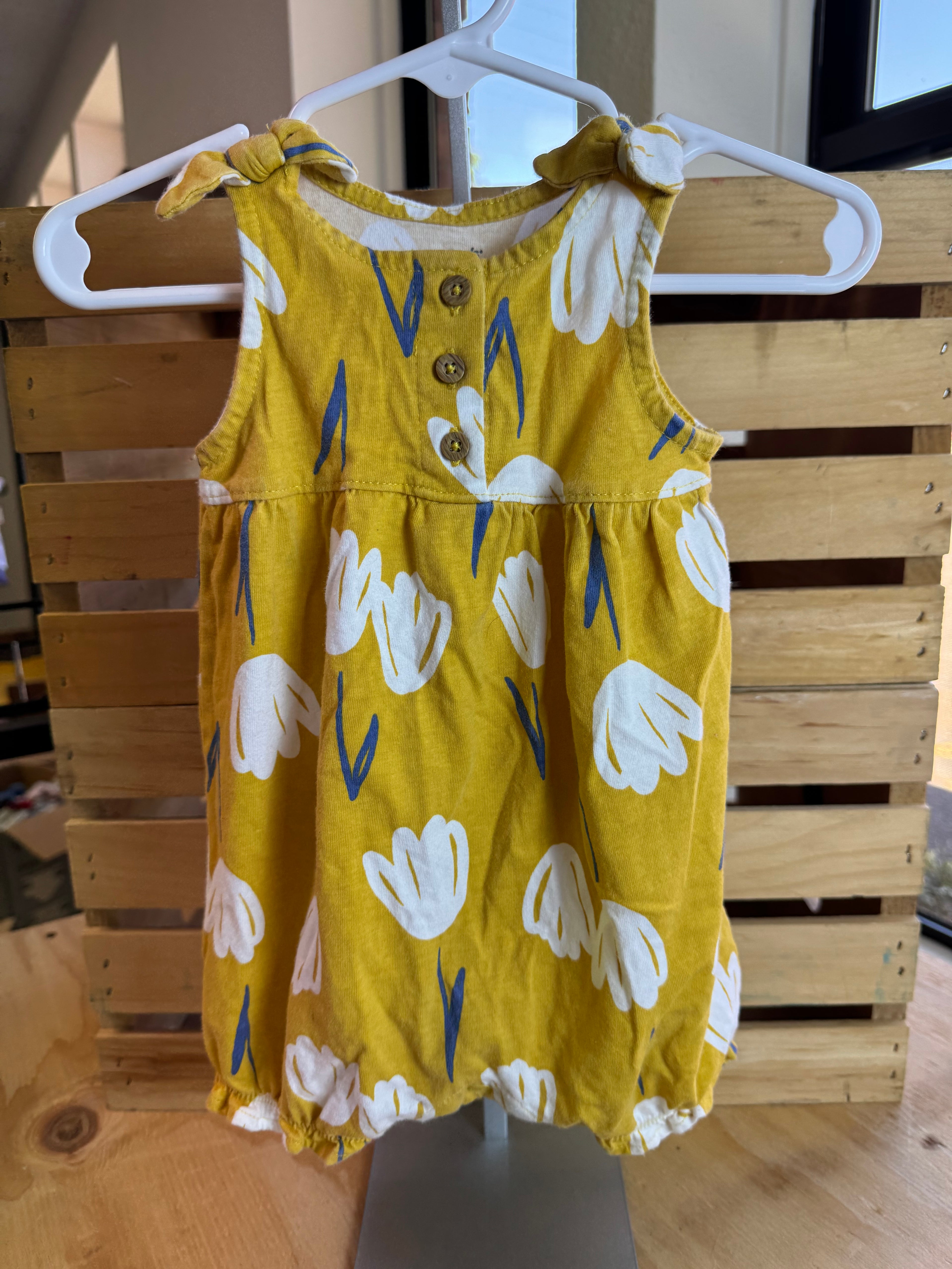Carter’s Romper 6M