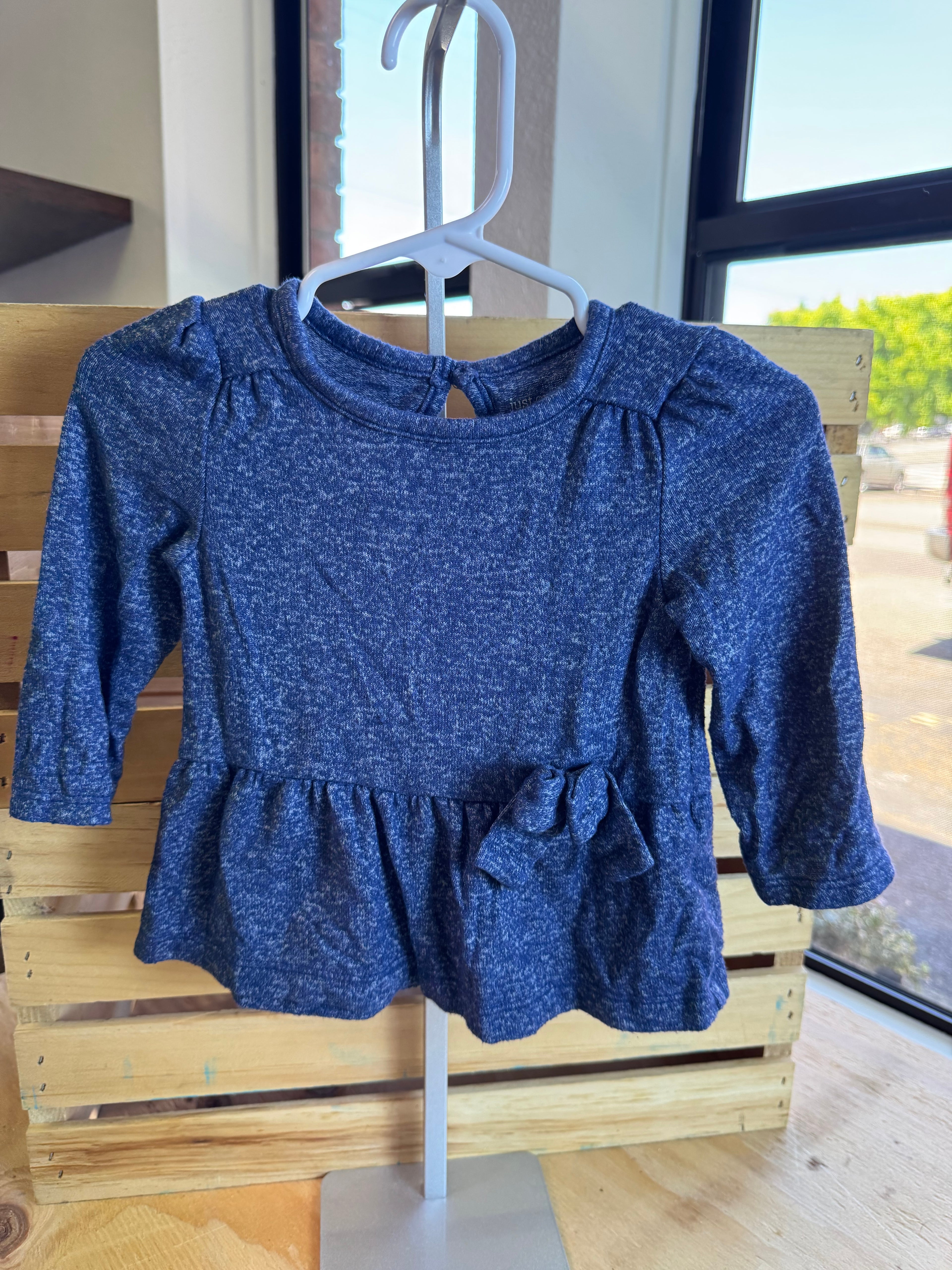 Carter’s Long Sleeve 9M